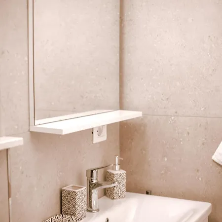 Apartment Parid Blue Golem (Tirana)